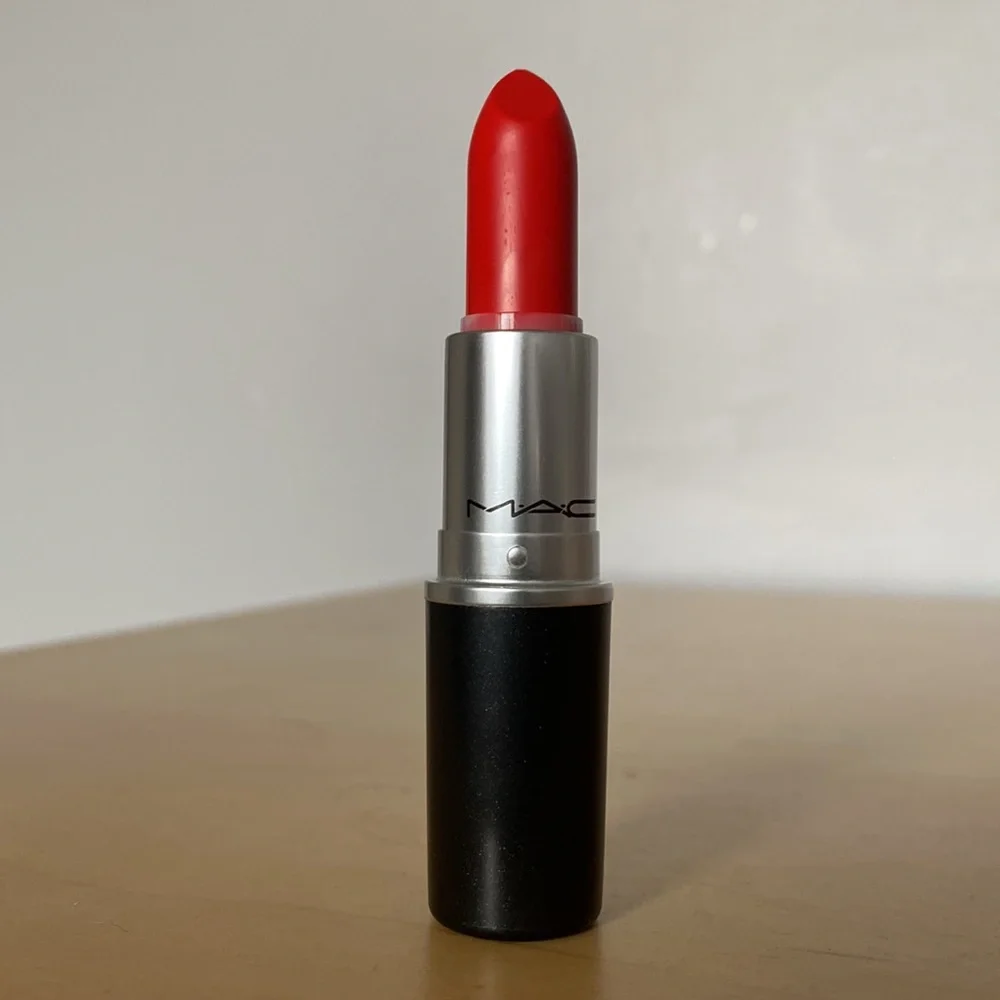 NIB MAC Matte Lipstick in Lady Danger - Picture 3 of 6